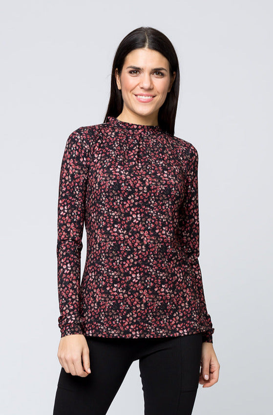 Top »Mary« Red Leaf