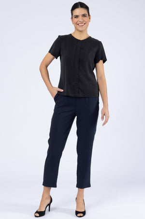 Top Amanda Black