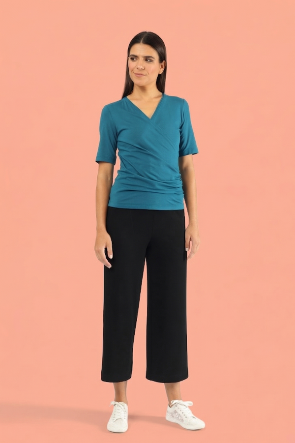 Damen Wickelshirt in Petrol mit V-Ausschnitt und Halbarm – elegantes Jersey-Oberteil für Damen