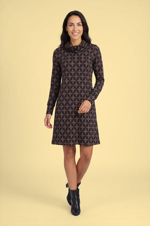 Model trägt das Kleid Anny Black Nexus – Ganzkörperansicht (2. Ansicht)