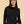 Strickpullover Ronja Black – Strickpullover am Model, Nahaufnahme der Vorderansicht